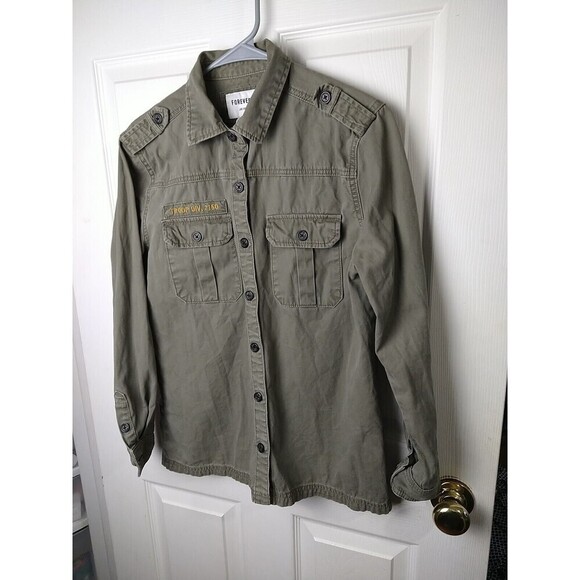 Forever 21 Olive Green Button Front Long Sleeve Army Shacket. Size S - Picture 2 of 12